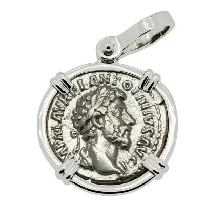 Marcus Aurelius denarius in white gold pendant