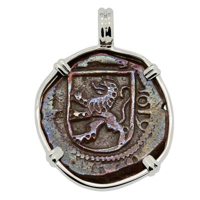 1619 Spanish 8 maravedis in white gold pendant