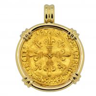 French 1515-1547, Ecu d'or Golden Shield in 14k gold pendant.