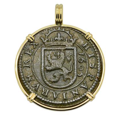 1605 Spanish 8 maravedis coin in gold pendant