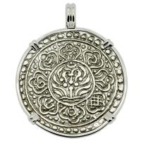 Buddhist Tibetan 1850-1880s, Ga-Den Tanka in 14k white gold pendant.